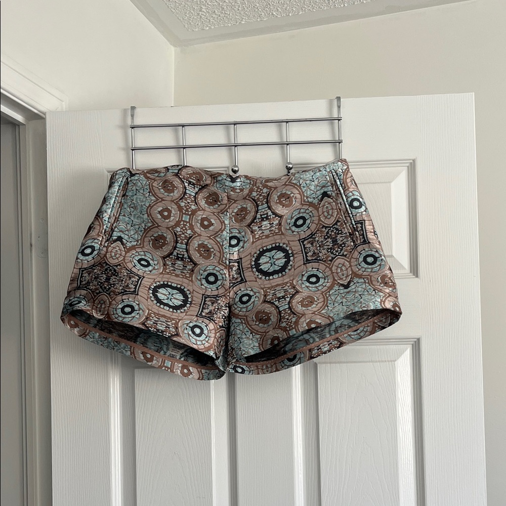 Stylish Patterned Women's Shorts